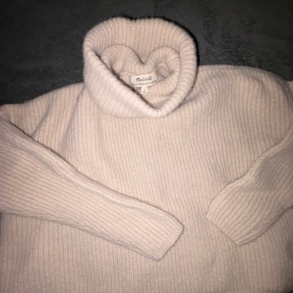 Beige crop top (turtle neck) sweater - Madewell